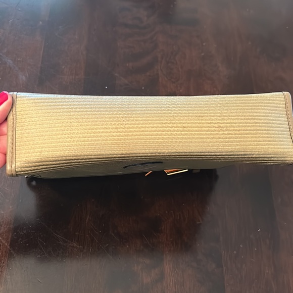 Authentic Yves Saint Laurent Clutch - Picture 3 of 13